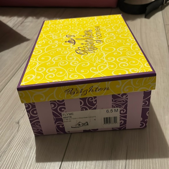 Brighton Leather Sneakers Butterfly - Picture 2 of 5